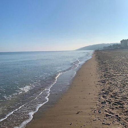 Soleil Levant Villers-sur-Mer Exterior foto